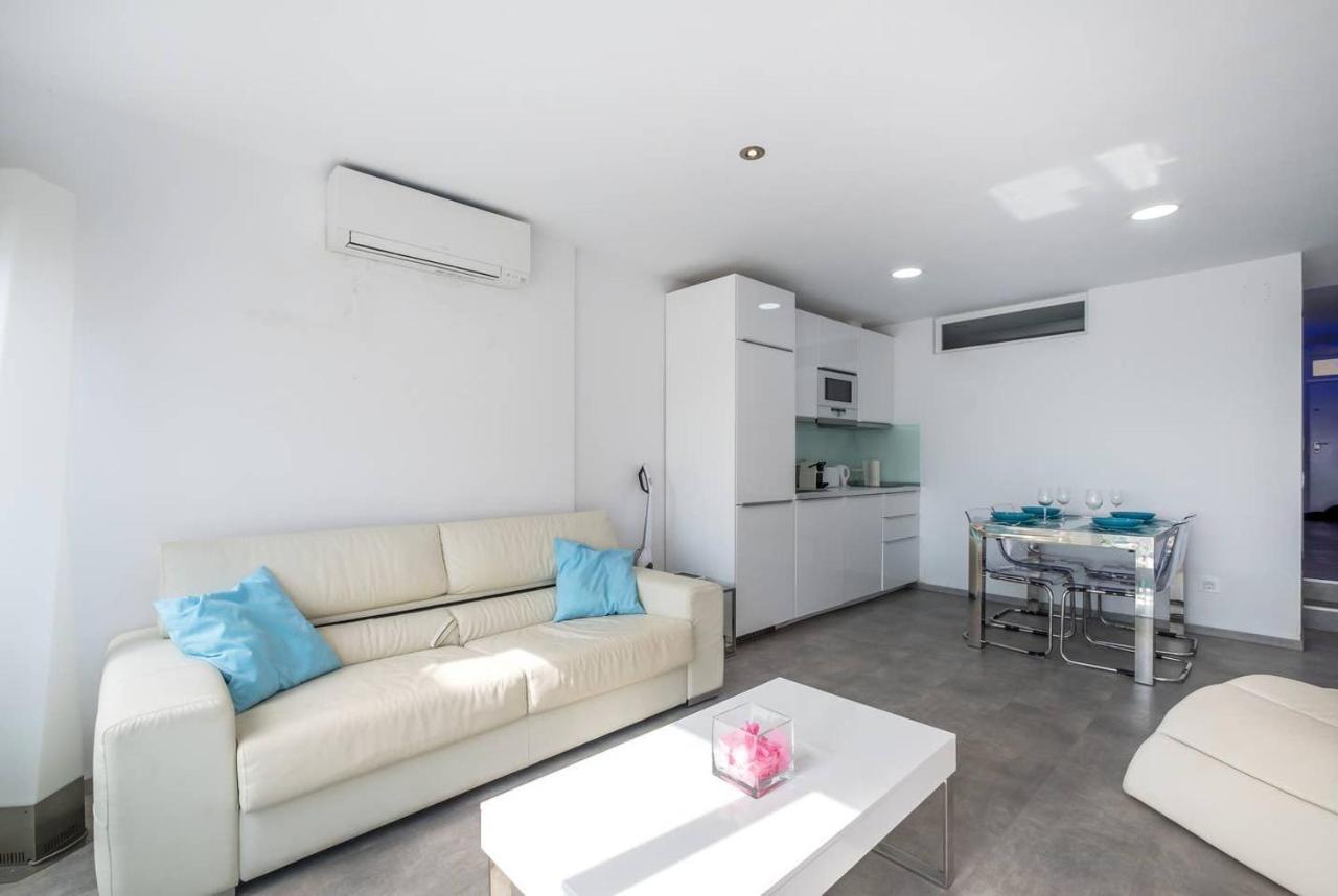 Ciudad Blanca Apartment Port de Alcudia  ภายนอก รูปภาพ